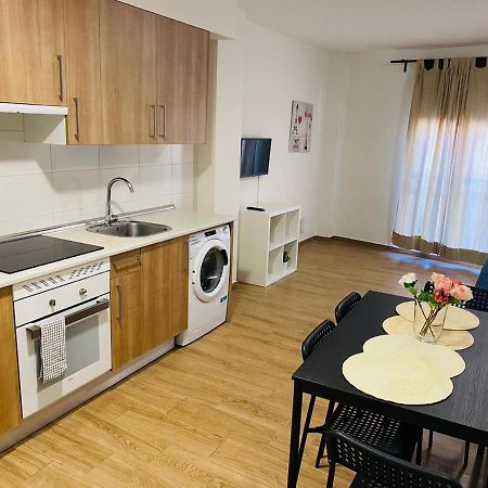 Apartamentos Urgel Madrid Bagian luar foto